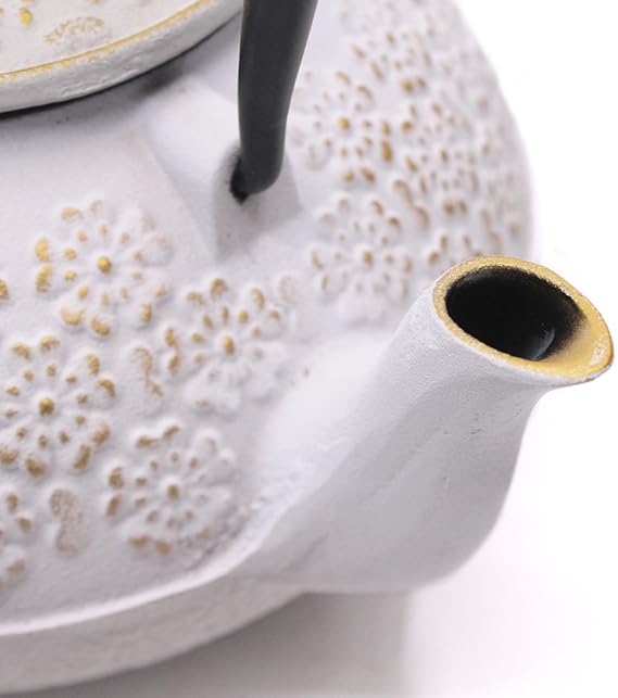 Cast Iron Teapot with Infuser White and Gold